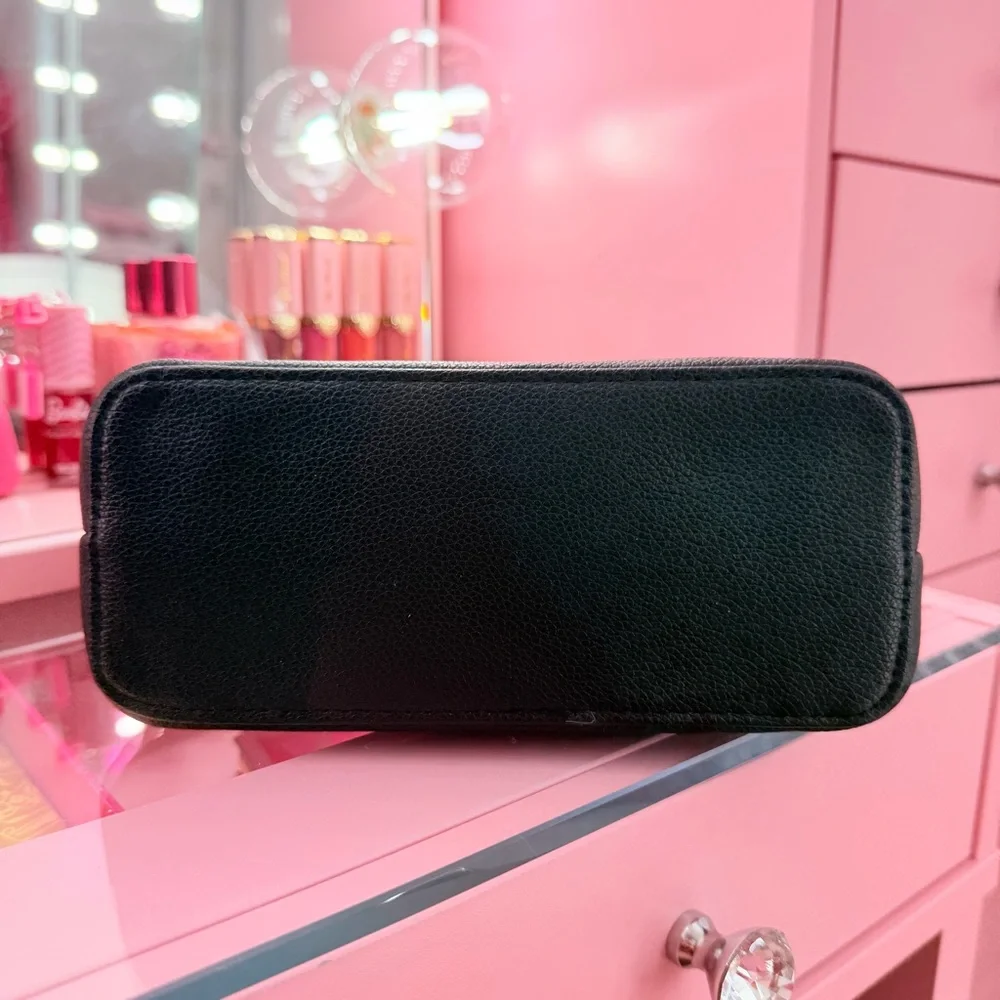 Victoria’s Secret Gold Angel Wings 2025 Fashion Show Cosmetic Case 2 Piece Set